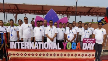 Participation of VSSUT Burla in the Celebration of International Yoga Day on 21 June 2025 at Mahanadi Riverfront, near Maa Samaleswari Temple, Sambalpur in presence of Shri Dharmendra Pradhan, Hon'ble Minister of Education, Govt of India